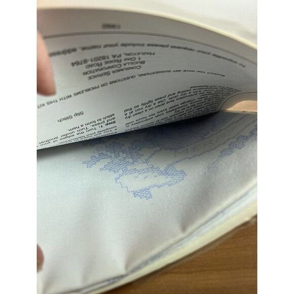 Bucilla Christmas Music Stamped Cross Stitch Table Runner - Picture 5 of 6